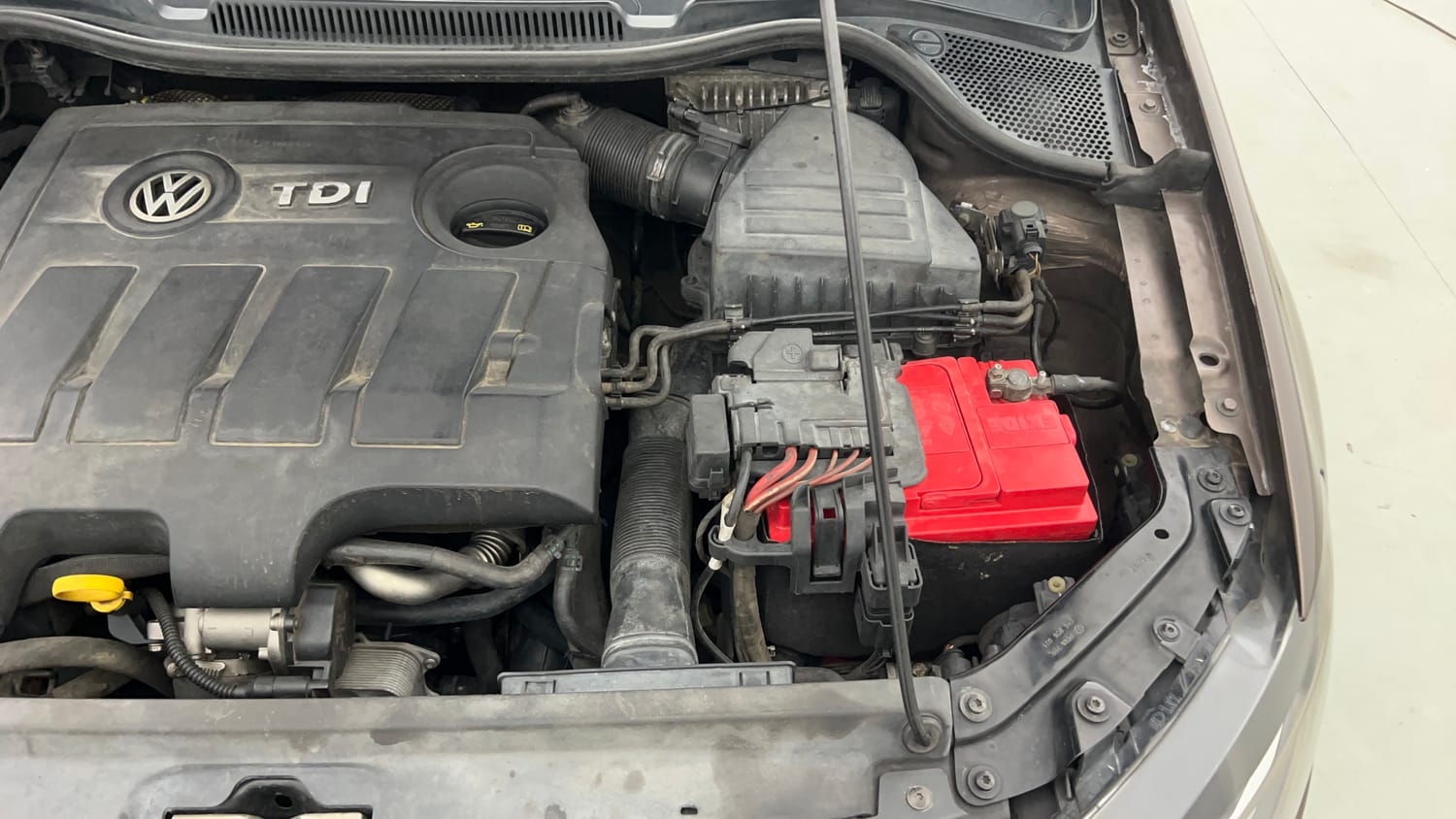 Used 2019 Volkswagen Polo Highline Plus 1.5 (D) 16 Alloy Diesel Manual engine ENGINE LEFT SIDE VIEW