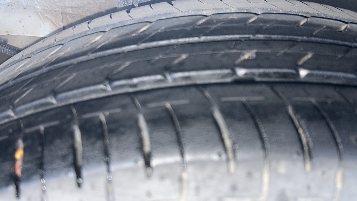 Used 2023 Honda City ZX Petrol MT Petrol Manual tyres RIGHT REAR TYRE TREAD VIEW