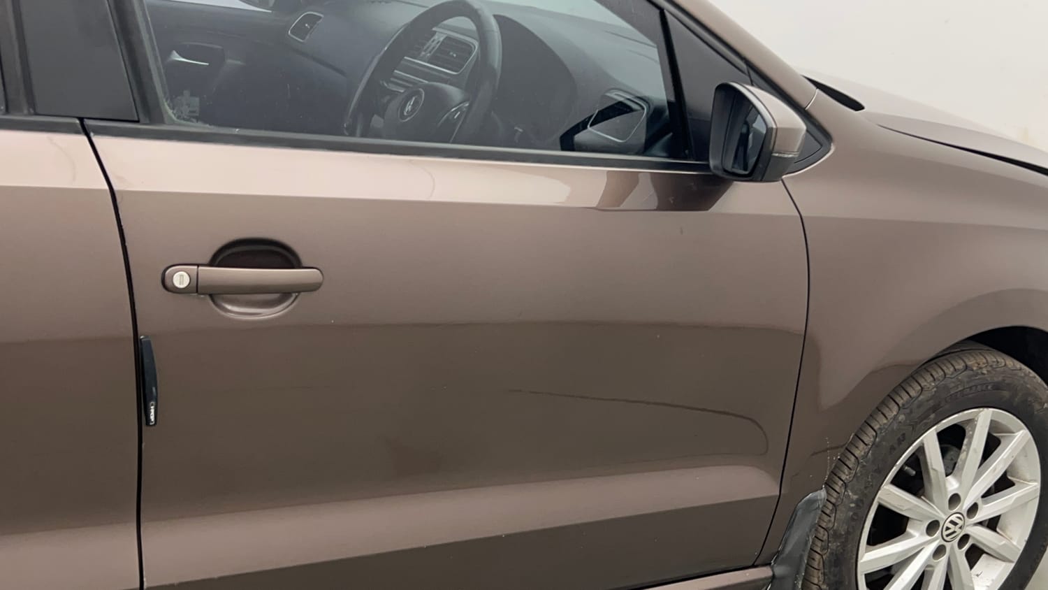 Used 2019 Volkswagen Polo Highline Plus 1.5 (D) 16 Alloy Diesel Manual dents MINOR SCRATCH