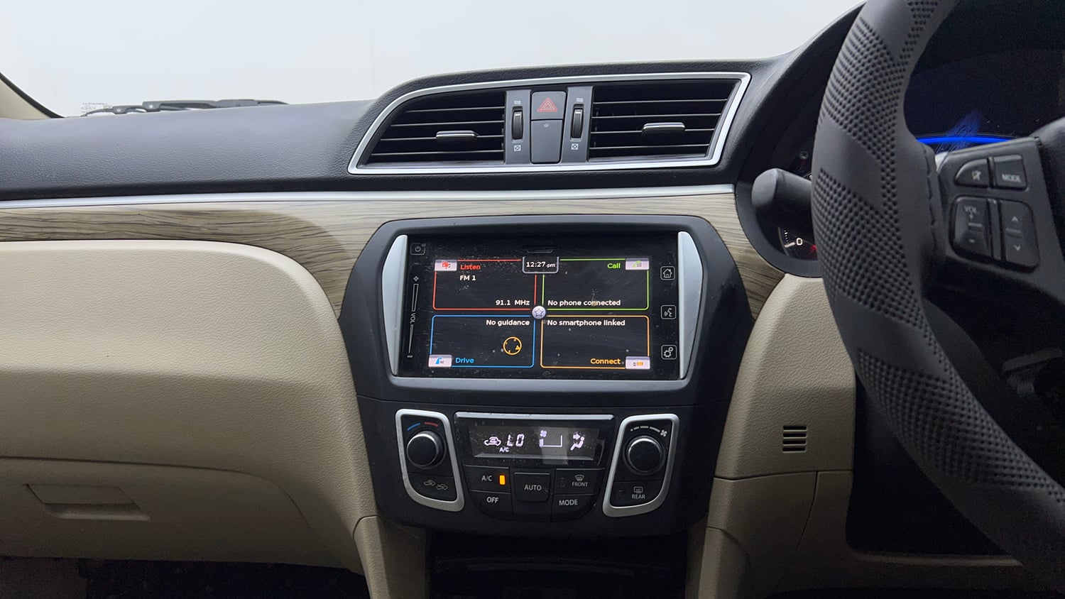 Used 2021 Maruti Suzuki Ciaz Alpha Hybrid 1.5 Petrol Manual interior MUSIC SYSTEM & AC CONTROL VIEW