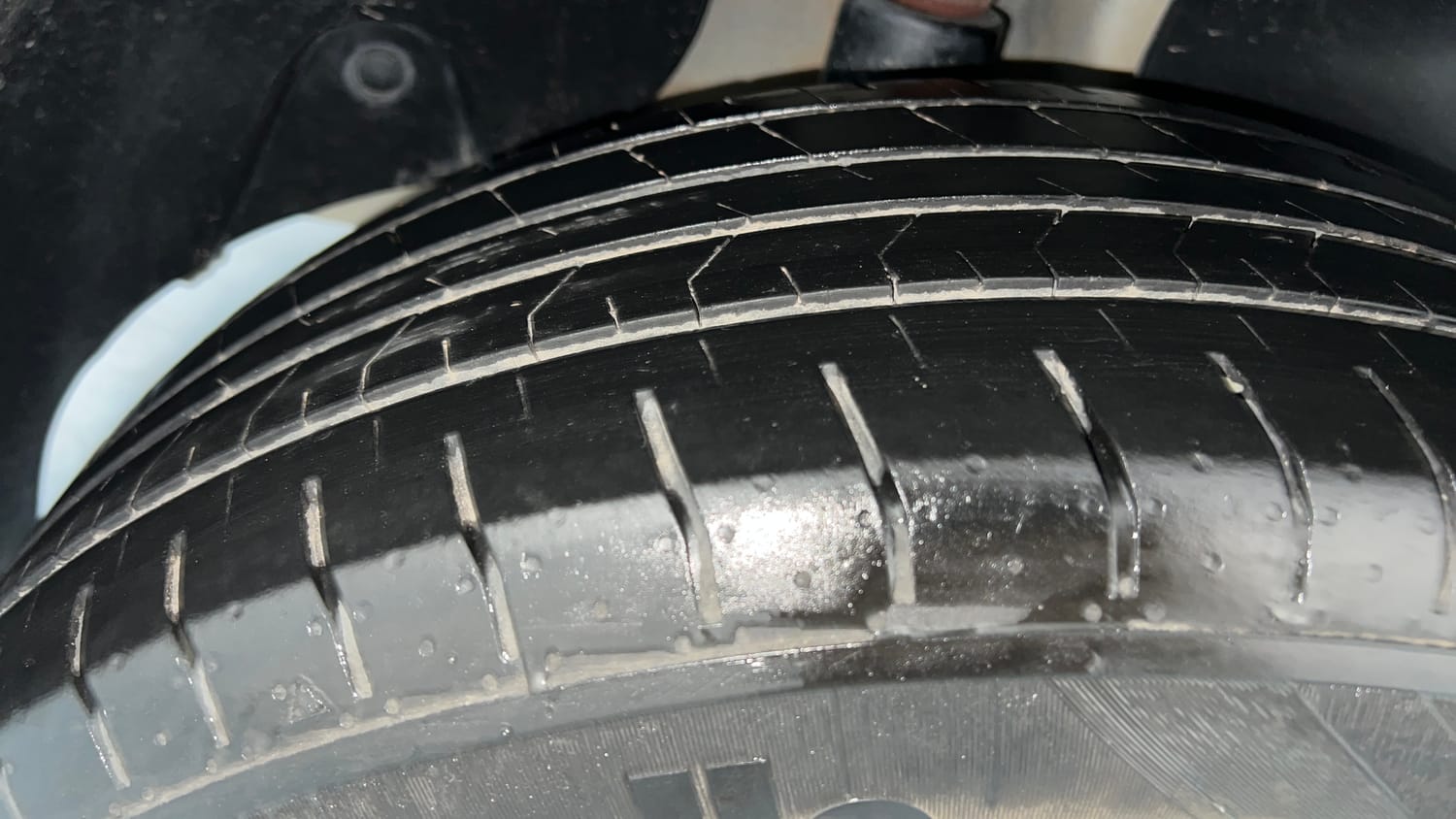 Used 2022 Hyundai Creta SX 1.5 Petrol Petrol Manual tyres RIGHT REAR TYRE TREAD VIEW
