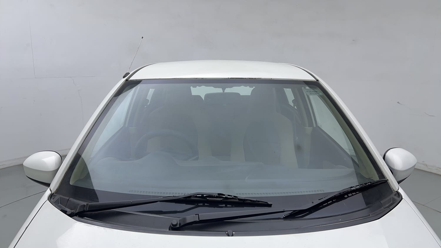 Used 2013 Honda Brio VX MT Petrol Manual exterior FRONT WINDSHIELD VIEW
