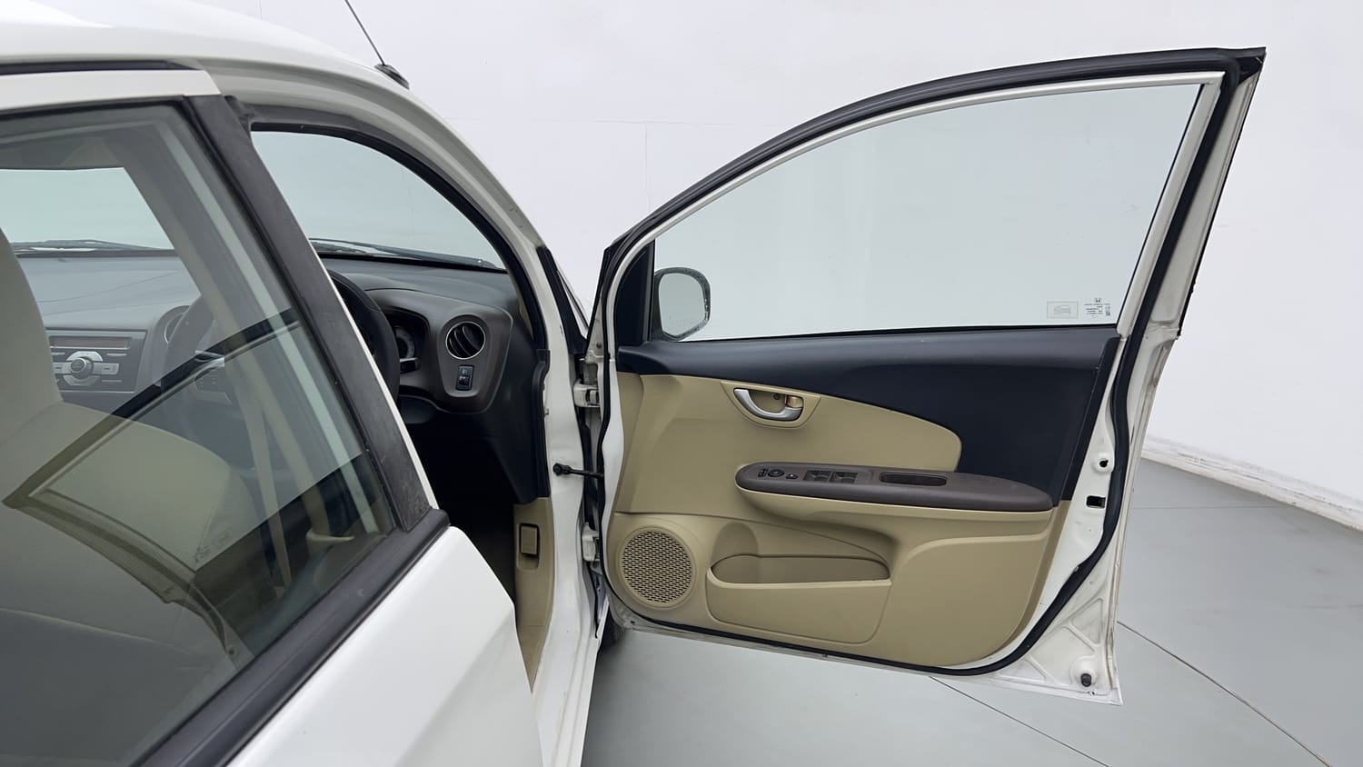 Used 2013 Honda Brio VX MT Petrol Manual interior RIGHT FRONT DOOR OPEN VIEW