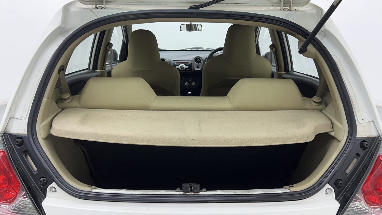 Used 2013 Honda Brio VX MT Petrol Manual interior DICKY INSIDE VIEW