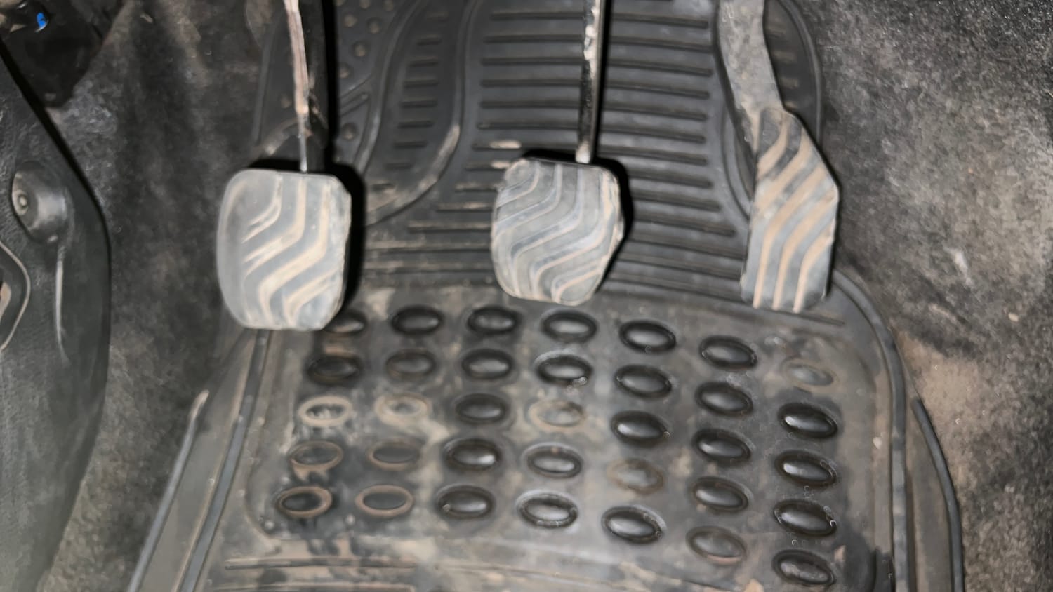 Used 2017 Datsun Redi-GO T (O) Petrol Manual interior PEDALS VIEW
