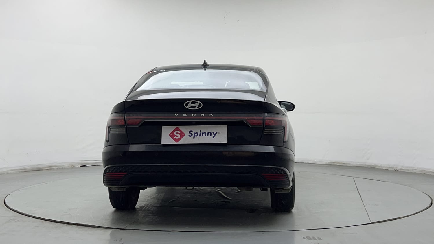 Used 2023 Hyundai Verna SX (O) 1.5 Turbo Petrol DCT Petrol Automatic exterior BACK VIEW