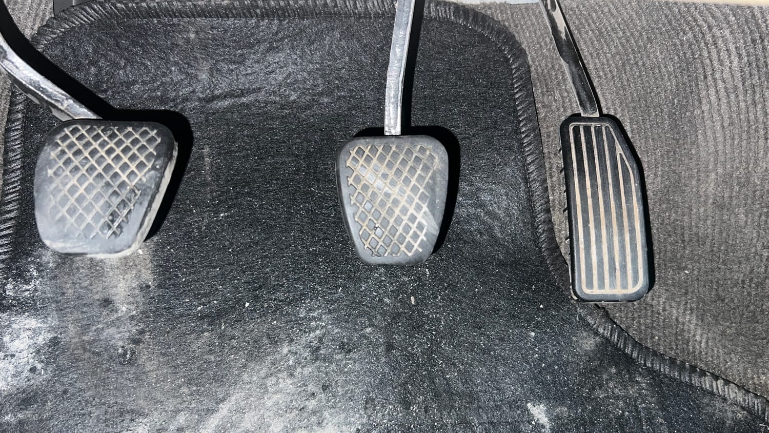 Used 2012 Honda City 1.5 V MT Petrol Manual interior PEDALS VIEW