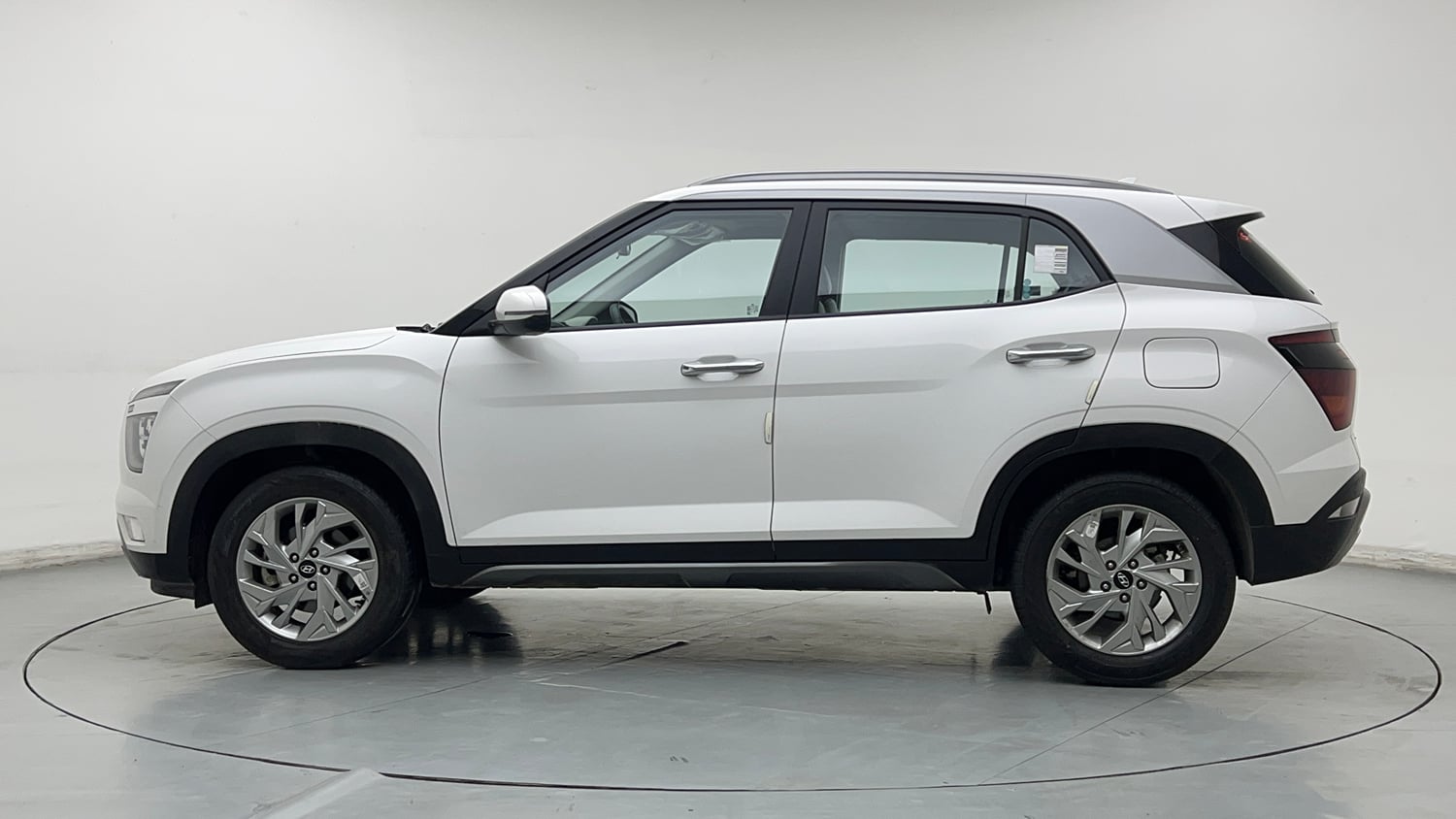 Used 2023 Hyundai Creta SX 1.5 Diesel Diesel Manual exterior LEFT SIDE VIEW