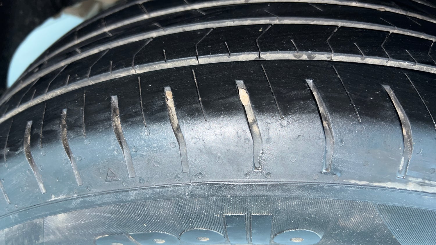 Used 2023 Hyundai Creta SX 1.5 Diesel Diesel Manual tyres RIGHT REAR TYRE TREAD VIEW