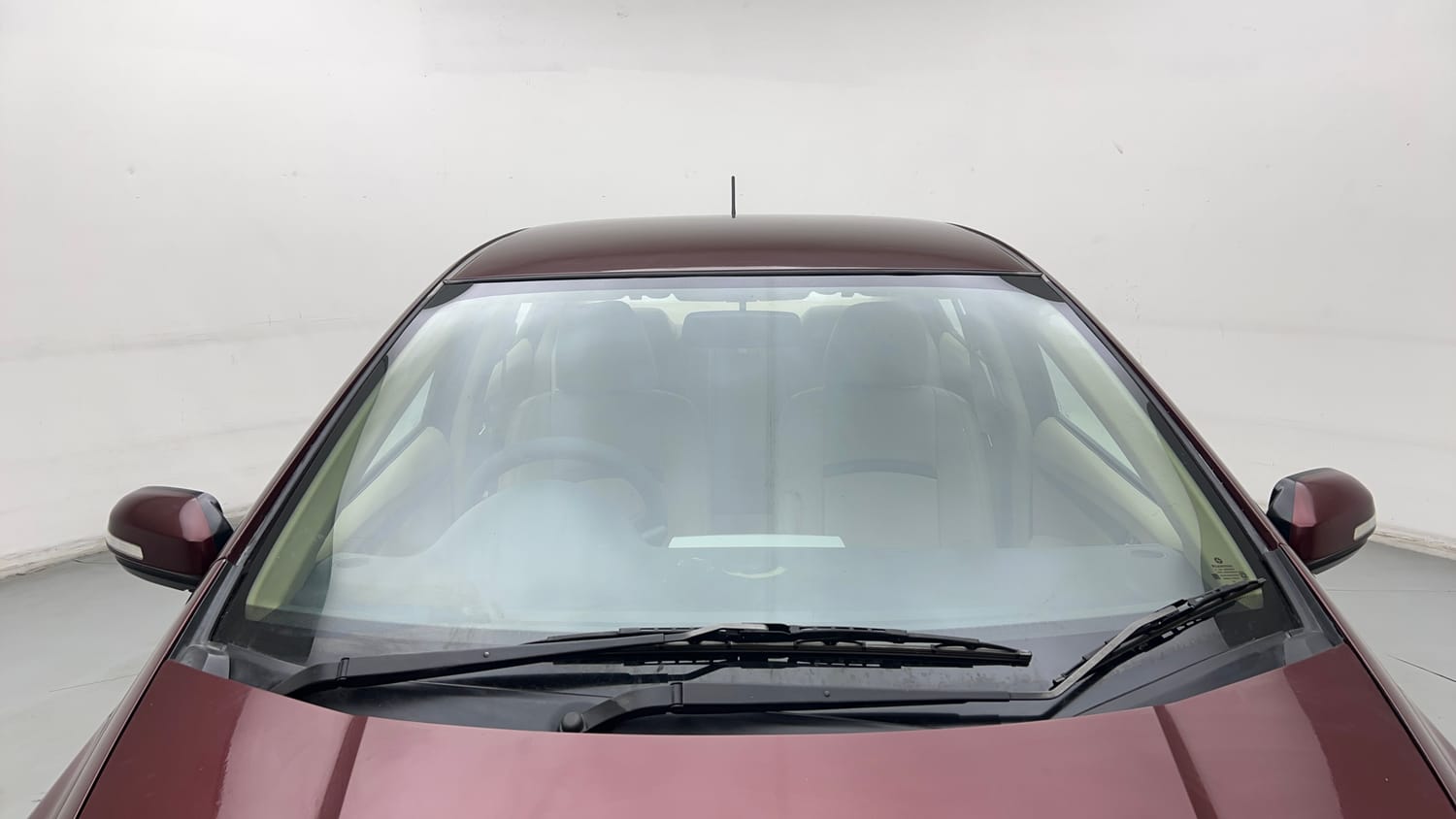 Used 2012 Honda City 1.5 V MT Petrol Manual exterior FRONT WINDSHIELD VIEW