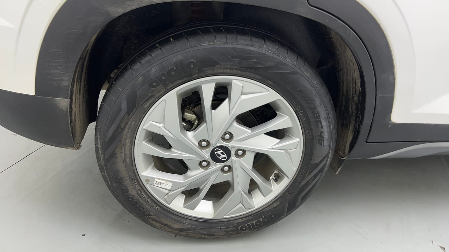 Used 2023 Hyundai Creta SX 1.5 Diesel Diesel Manual tyres RIGHT REAR TYRE RIM VIEW