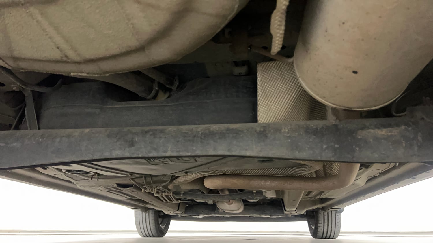 Used 2021 Ford Figo Titanium 1.2 Ti-VCT MT Petrol Manual extra REAR UNDERBODY VIEW (TAKEN FROM REAR)