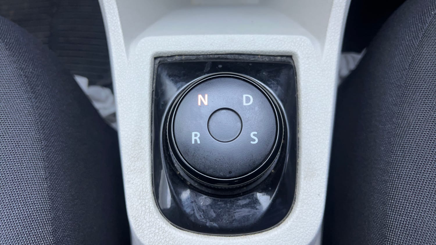 Used 2023 Tata Tiago EV XT Long Range Electric Automatic interior GEAR  KNOB VIEW