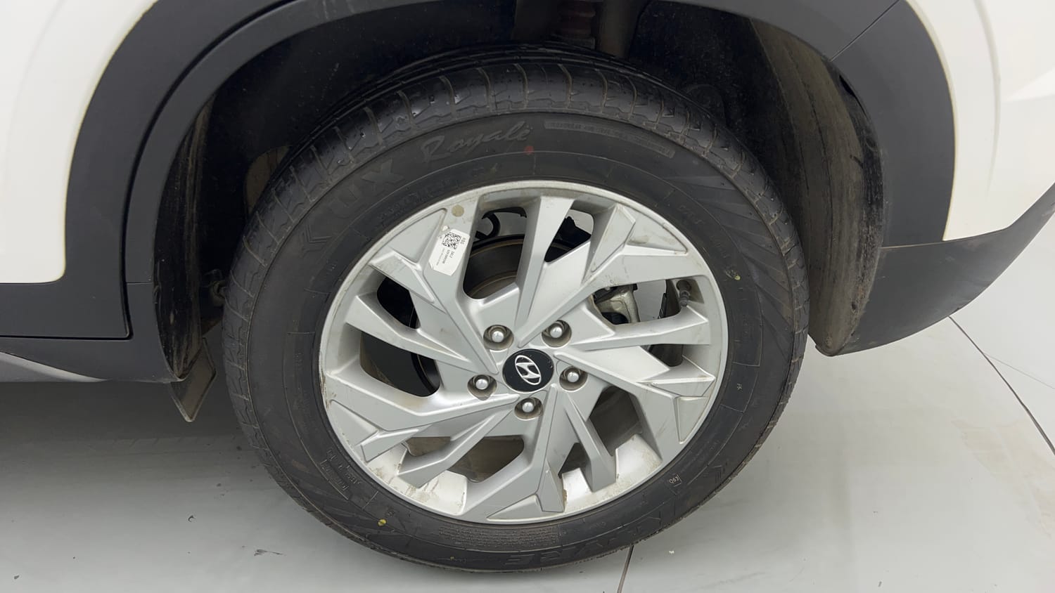Used 2023 Hyundai Creta SX 1.5 Diesel Diesel Manual tyres LEFT REAR TYRE RIM VIEW