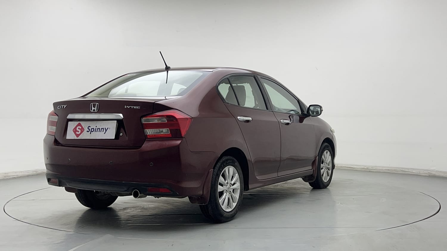 Used 2012 Honda City 1.5 V MT Petrol Manual exterior RIGHT REAR CORNER VIEW