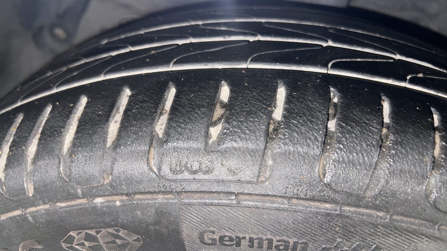 Used 2015 Hyundai Xcent SX 1.1 CRDi Diesel Manual tyres RIGHT REAR TYRE TREAD VIEW