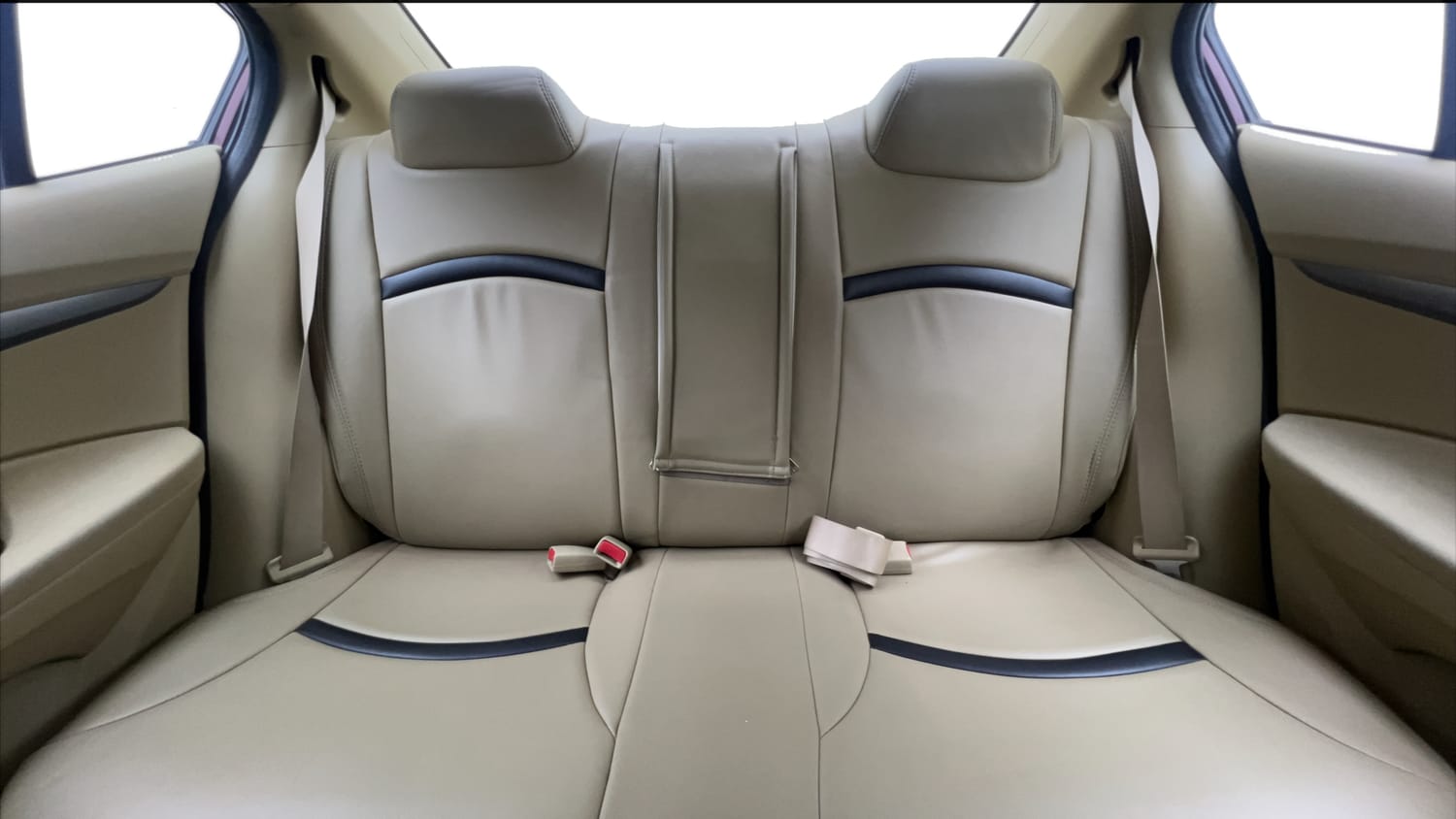Used 2012 Honda City 1.5 V MT Petrol Manual interior REAR SEAT CONDITION VIEW
