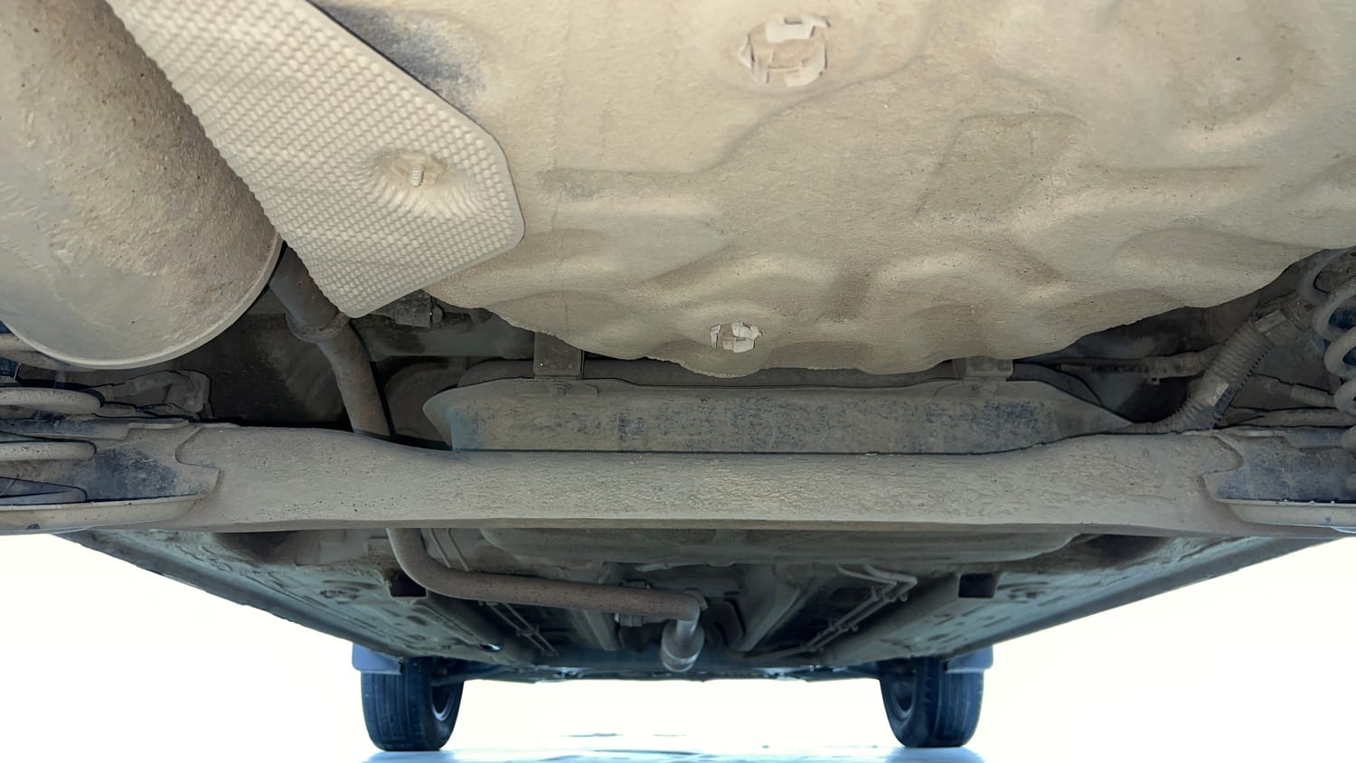 Used 2022 Renault Kiger RXZ MT Petrol Manual extra REAR UNDERBODY VIEW (TAKEN FROM REAR)