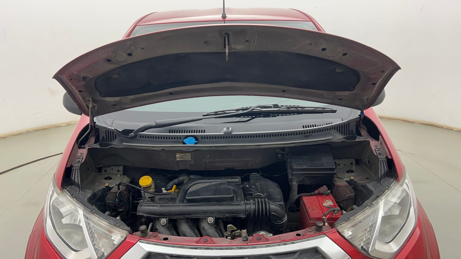 Used 2017 Datsun Redi-GO T (O) Petrol Manual engine ENGINE & BONNET OPEN FRONT VIEW