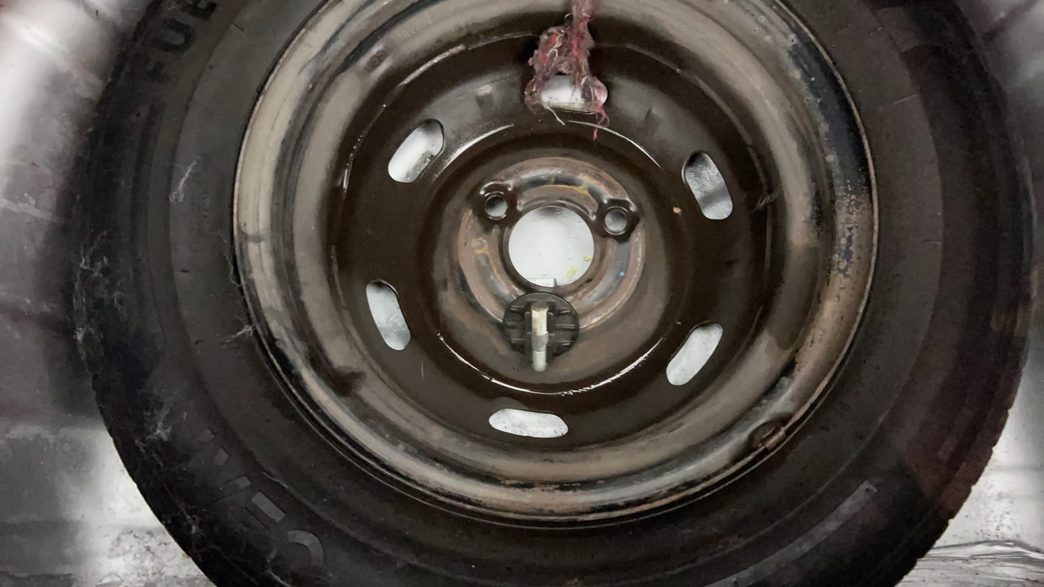 Used 2017 Datsun Redi-GO T (O) Petrol Manual tyres SPARE TYRE VIEW