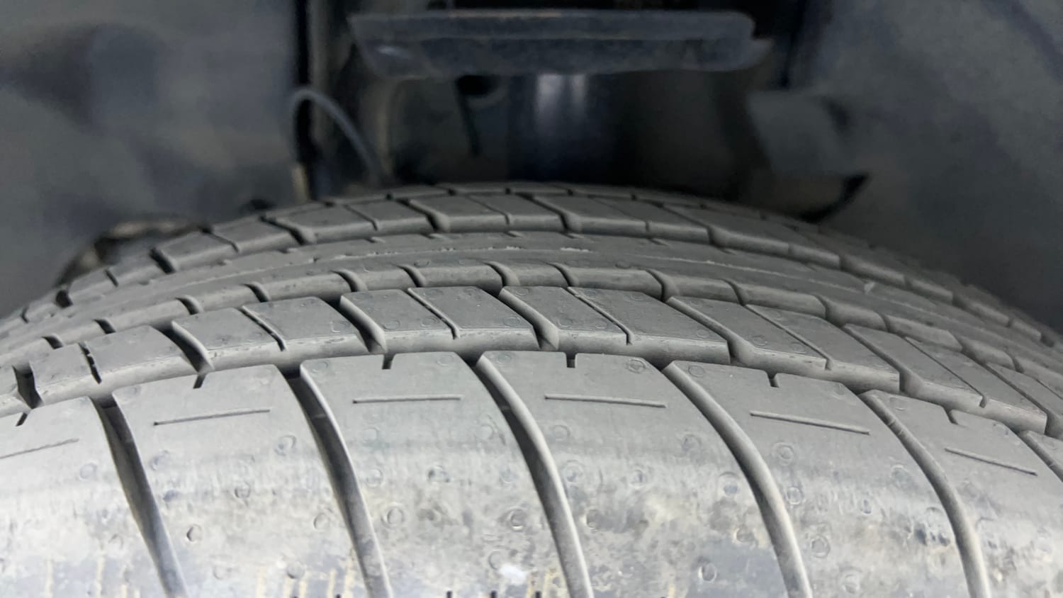 Used 2023 Tata Tiago EV XT Long Range Electric Automatic tyres LEFT FRONT TYRE TREAD VIEW