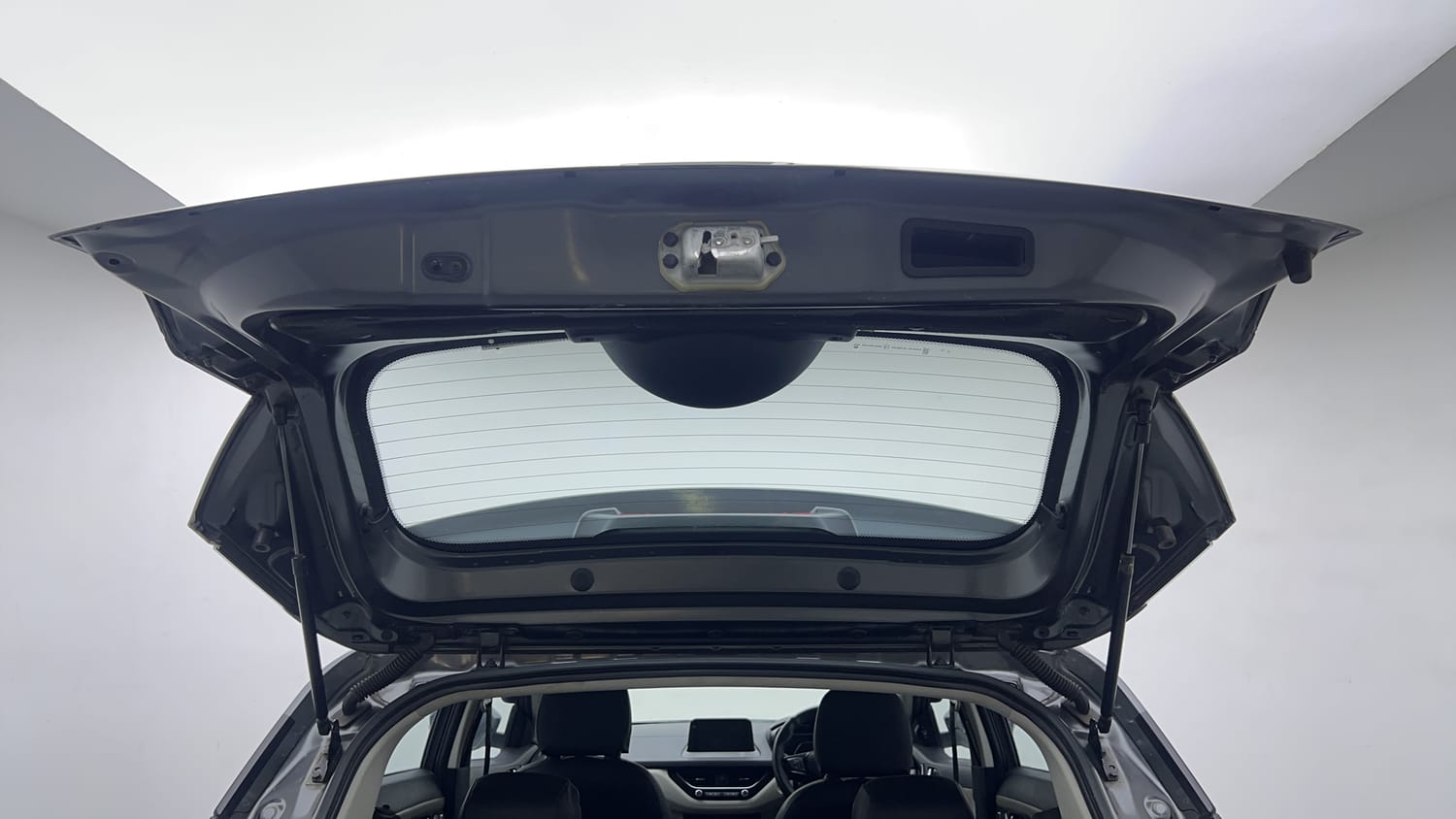 2020 Tata Nexon XZ Plus-24