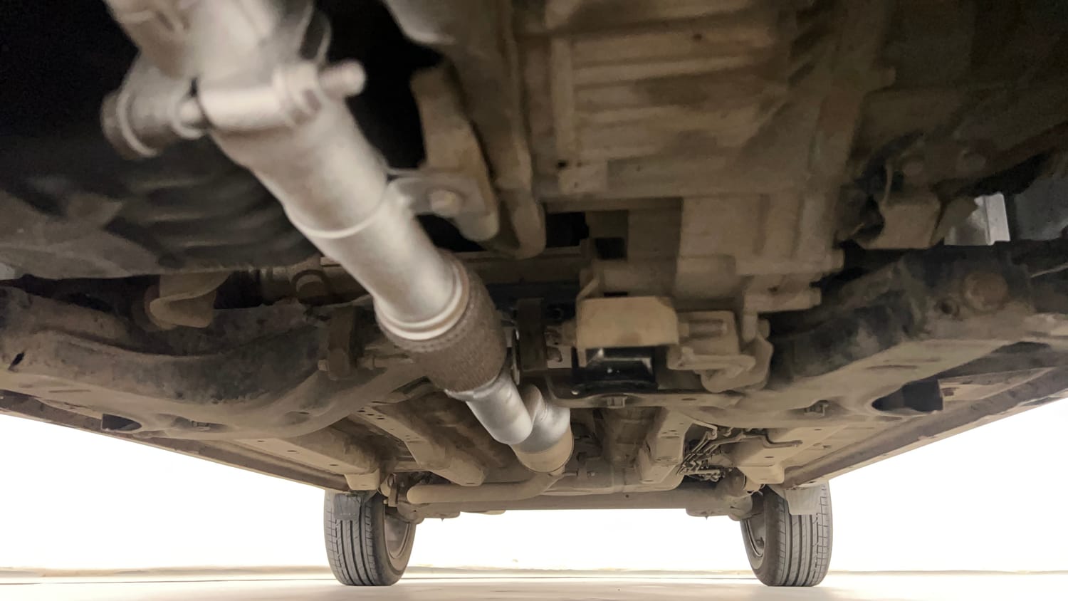 Used 2019 Tata Nexon XZA Plus Petrol Petrol Automatic extra FRONT LEFT UNDERBODY VIEW