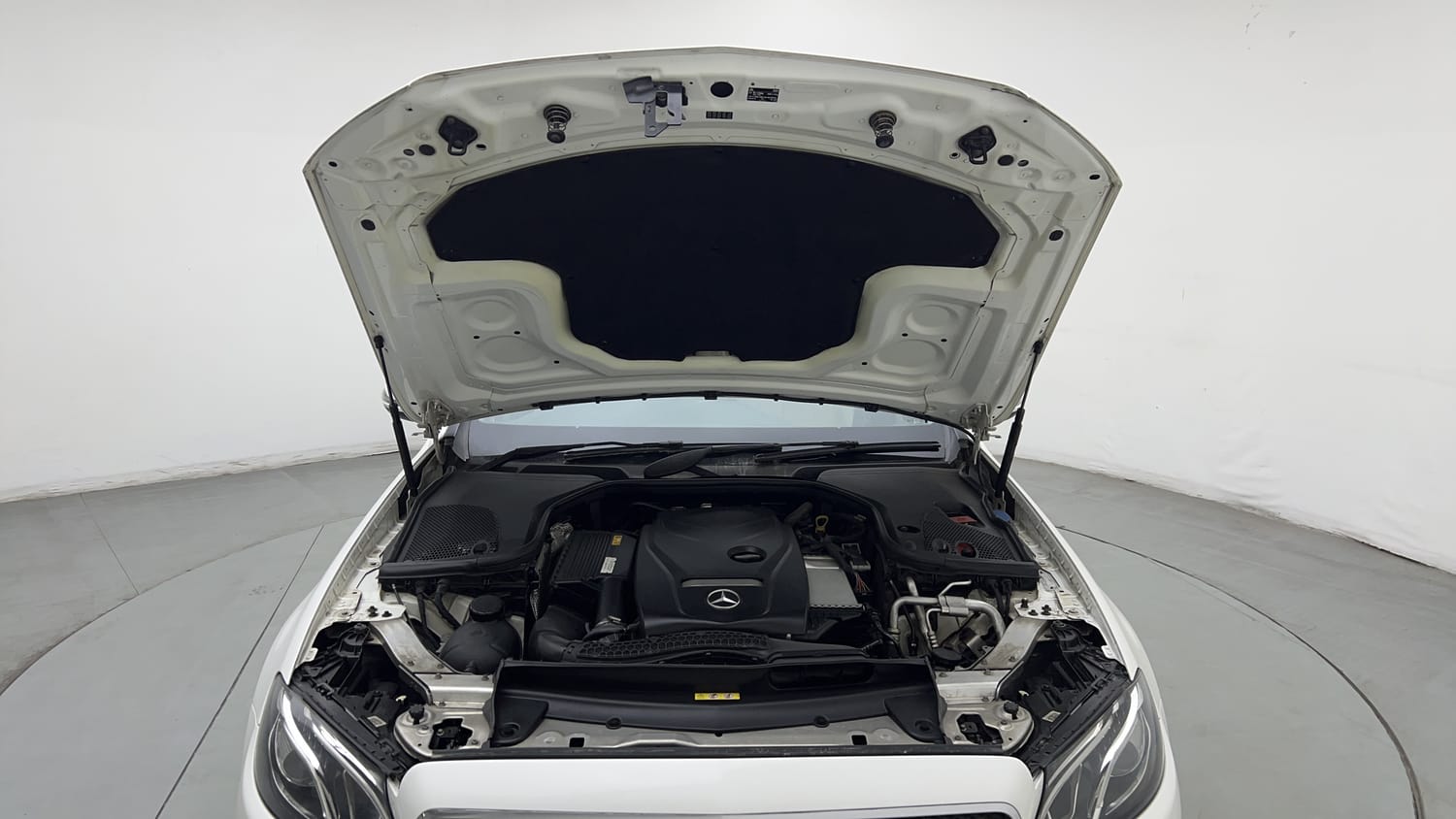 2017 Mercedes-Benz E-Class E 200 Avantgarde-27