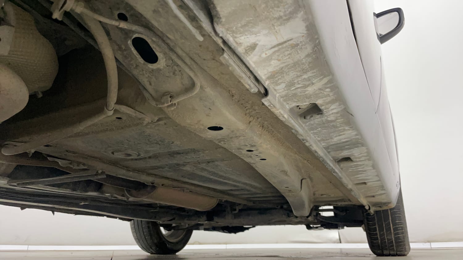 Used 2018 Maruti Suzuki Baleno Zeta 1.2 Petrol Manual extra REAR RIGHT UNDERBODY VIEW