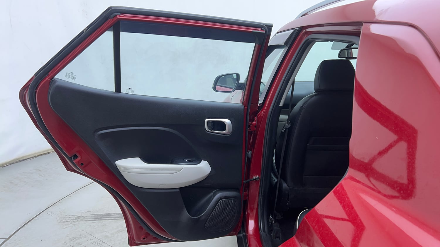 Used 2022 Hyundai Venue SX (O) 1.5 CRDi Diesel Manual interior LEFT REAR DOOR OPEN VIEW