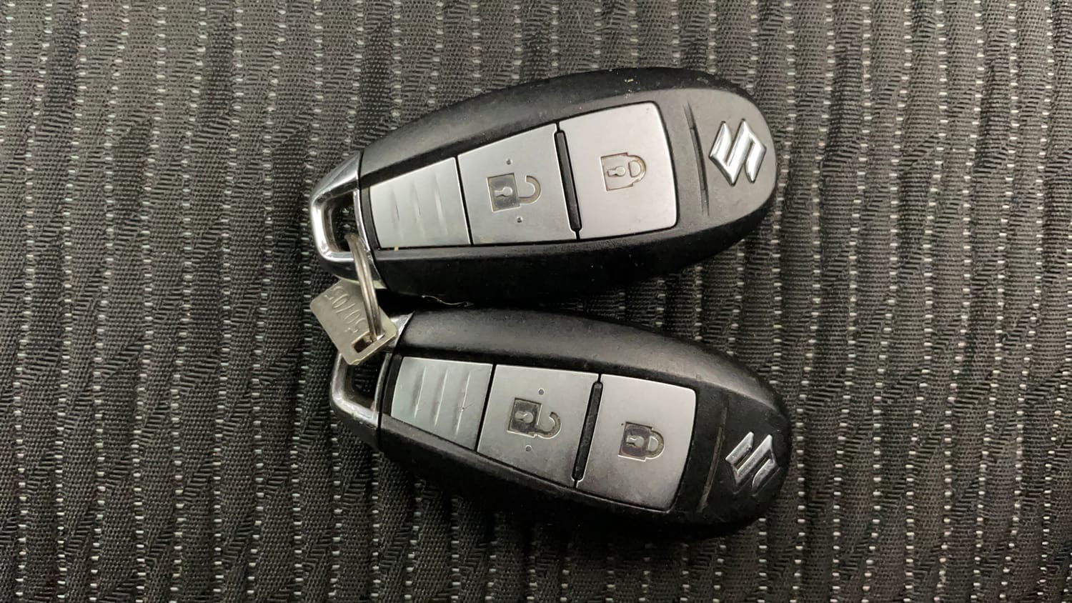 Used 2018 Maruti Suzuki Baleno Zeta 1.2 Petrol Manual extra CAR KEY VIEW