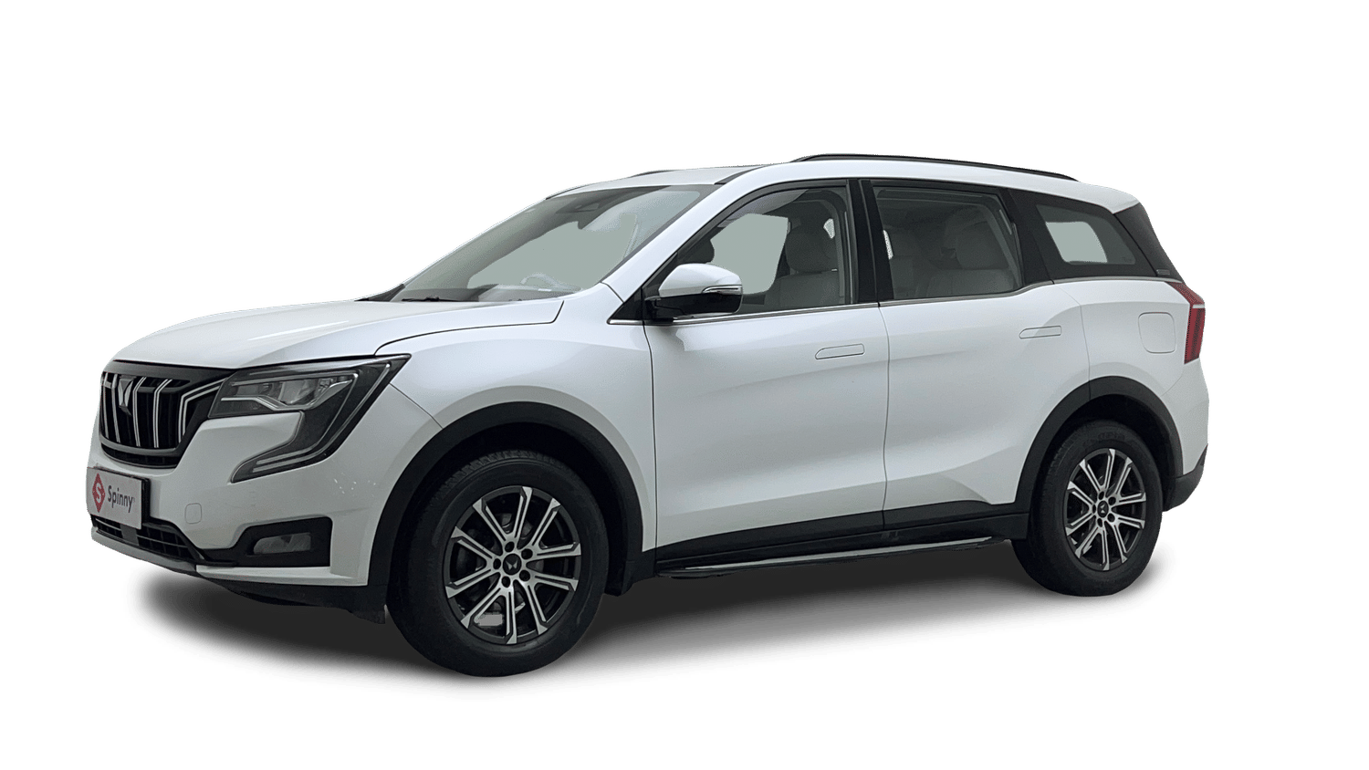 Used 2024 Mahindra XUV700 AX7 Petrol AT 7 STR Petrol Automatic Image