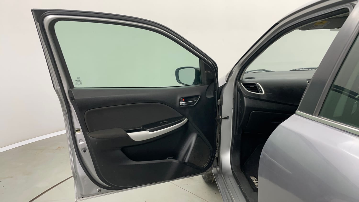 Used 2018 Maruti Suzuki Baleno Zeta 1.2 Petrol Manual interior LEFT FRONT DOOR OPEN VIEW