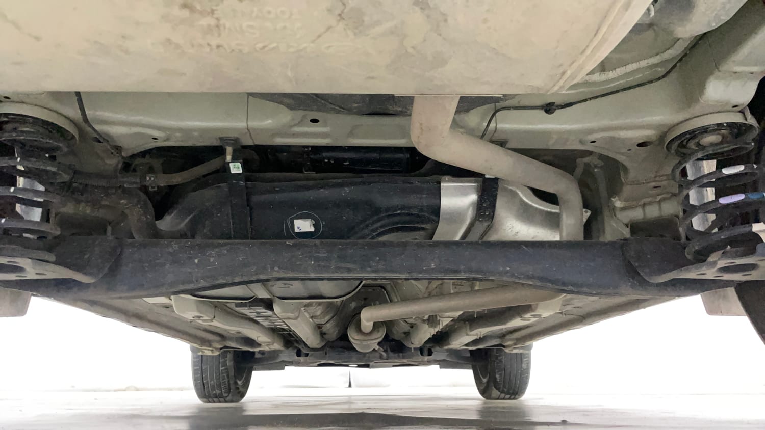 Used 2025 Hyundai Creta 1.5 MPi Petrol IVT S(O) Petrol Automatic extra REAR UNDERBODY VIEW (TAKEN FROM REAR)