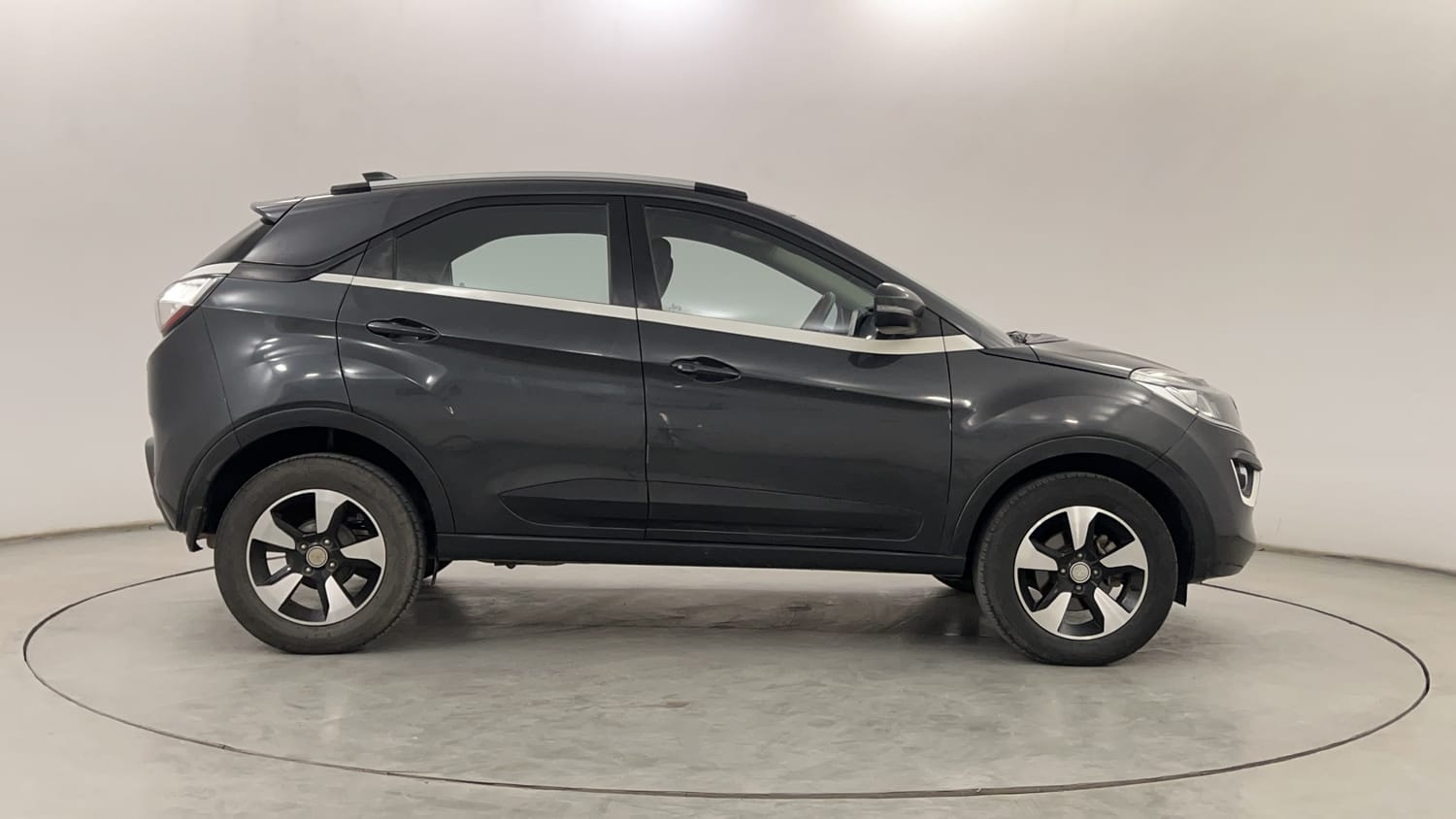 Used 2019 Tata Nexon XZA Plus Petrol Petrol Automatic exterior RIGHT SIDE VIEW