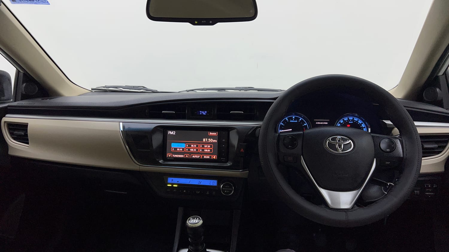 2015 Toyota Corolla Altis G Petrol-12