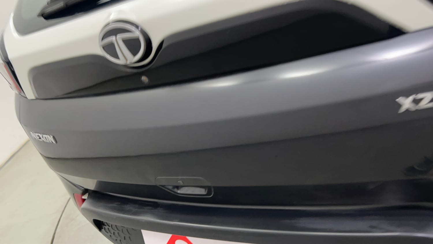 Used 2019 Tata Nexon XZA Plus Petrol Petrol Automatic dents MINOR SCRATCH