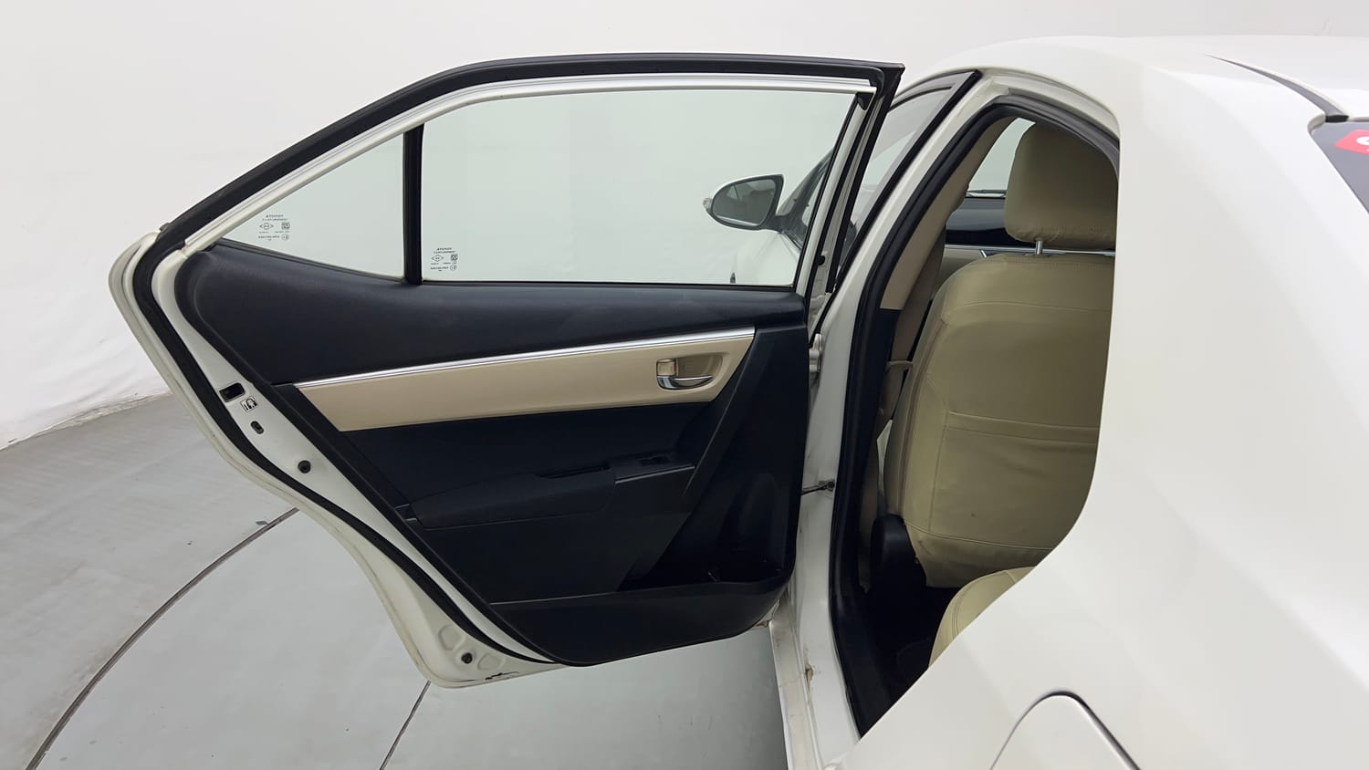 2015 Toyota Corolla Altis G Petrol-22