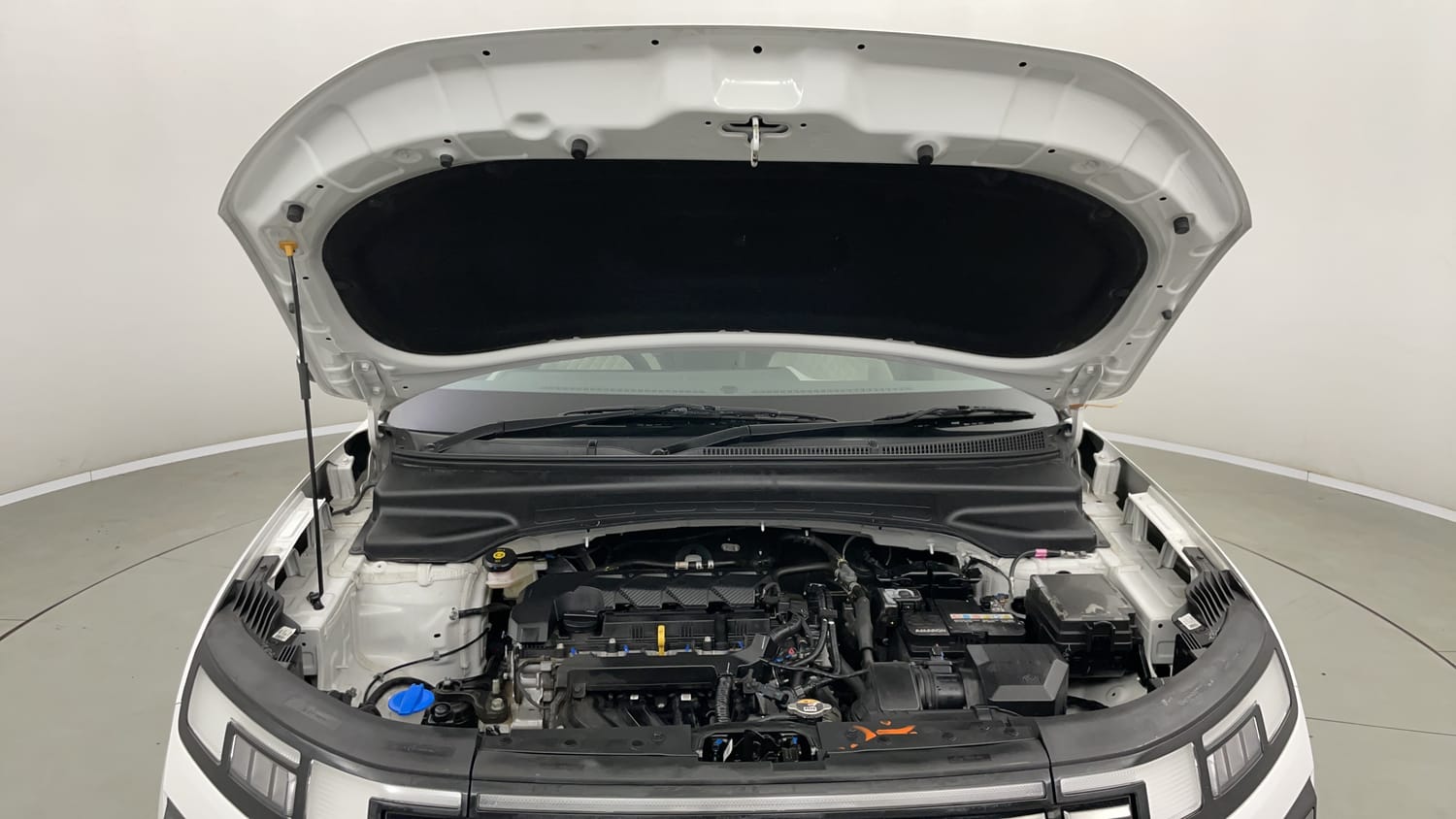 Used 2025 Hyundai Creta 1.5 MPi Petrol IVT S(O) Petrol Automatic engine ENGINE & BONNET OPEN FRONT VIEW