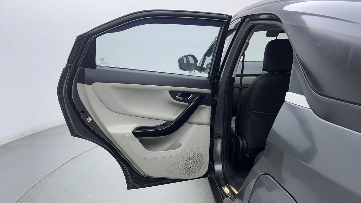 2020 Tata Nexon XZ Plus-22