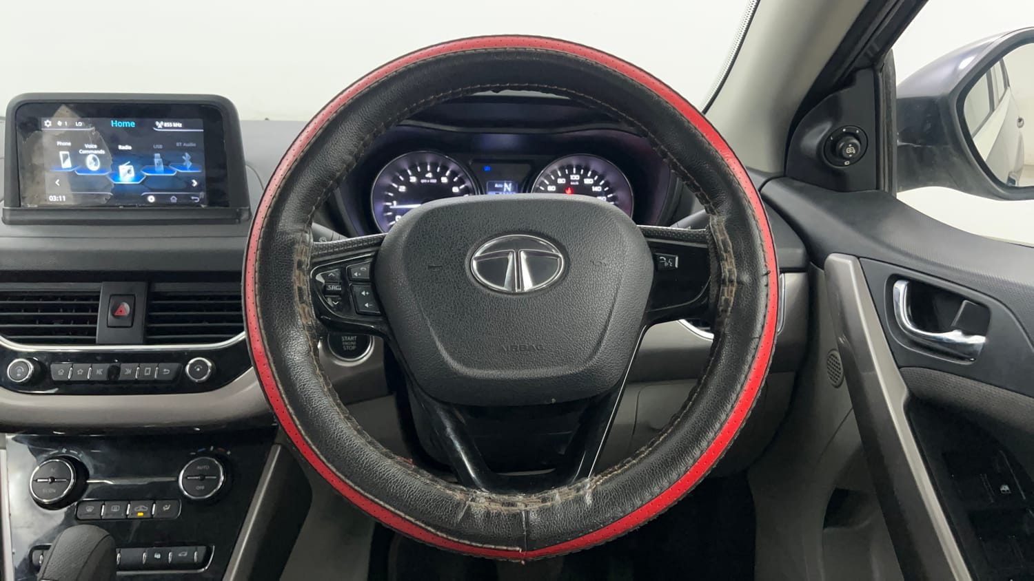 Used 2019 Tata Nexon XZA Plus Petrol Petrol Automatic interior STEERING VIEW