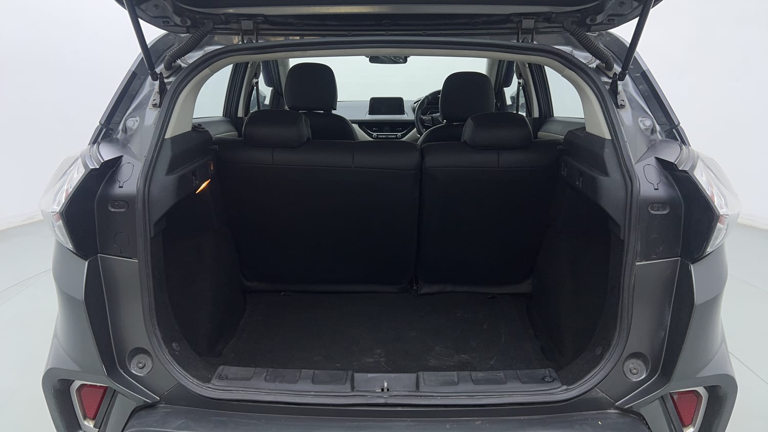 2020 Tata Nexon XZ Plus-25