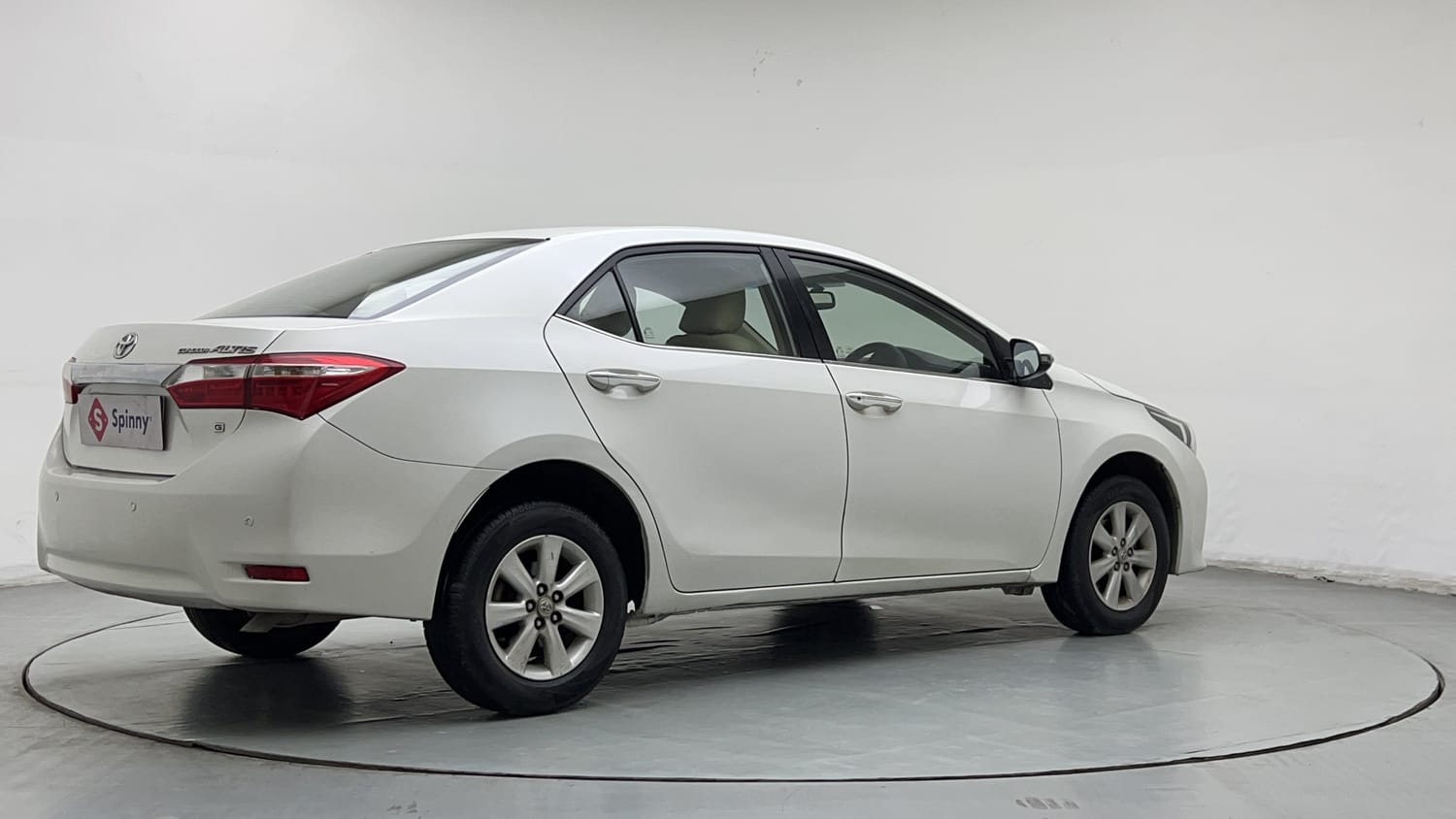 2015 Toyota Corolla Altis G Petrol-4