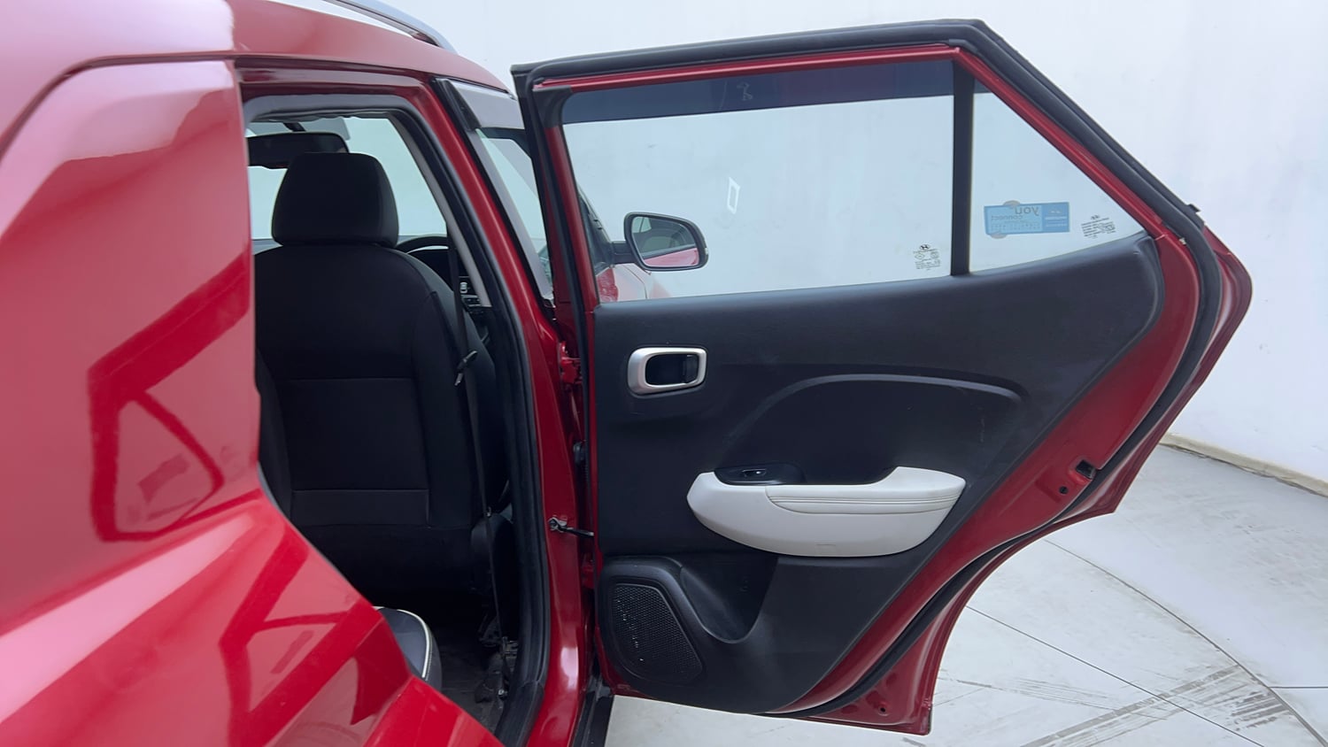Used 2022 Hyundai Venue SX (O) 1.5 CRDi Diesel Manual interior RIGHT REAR DOOR OPEN VIEW
