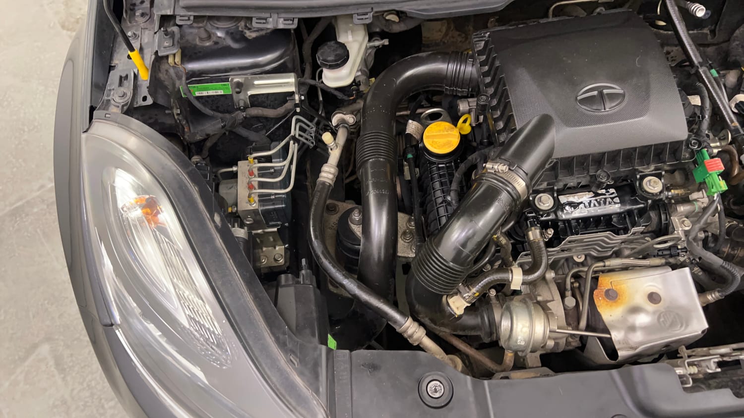 Used 2019 Tata Nexon XZA Plus Petrol Petrol Automatic engine ENGINE RIGHT SIDE VIEW