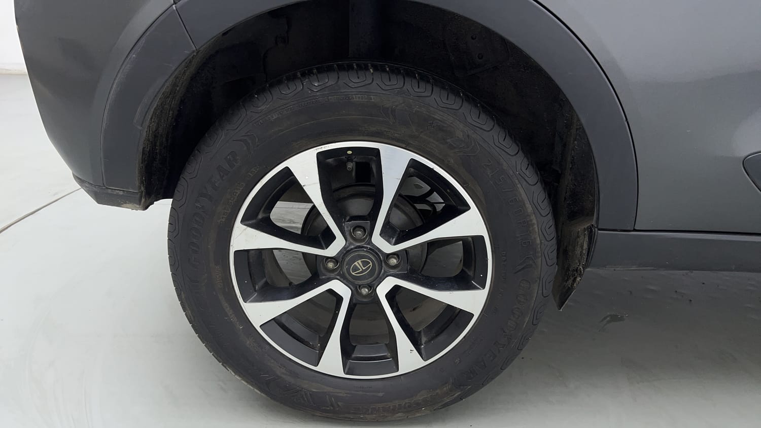 2020 Tata Nexon XZ Plus-33