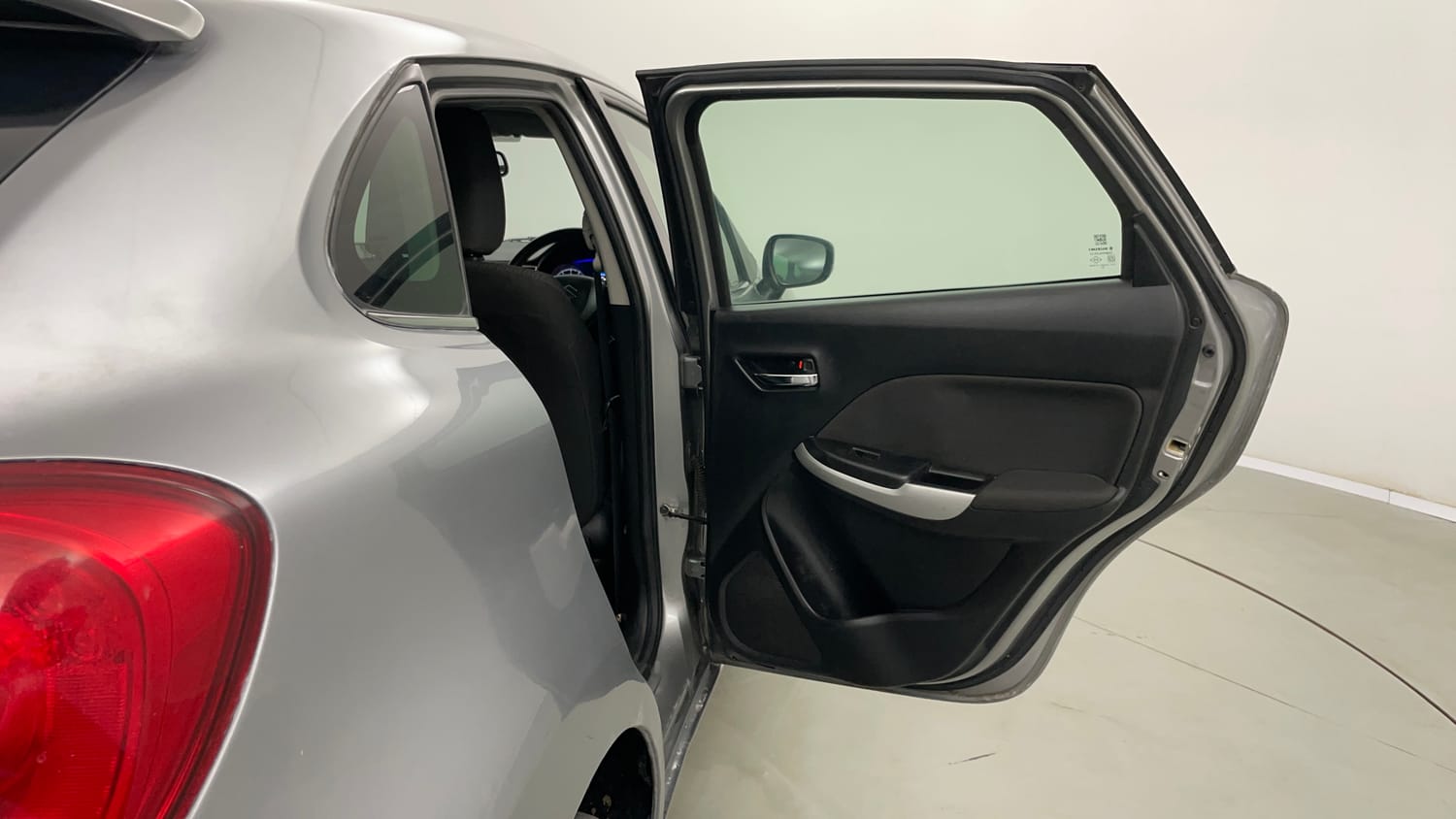Used 2018 Maruti Suzuki Baleno Zeta 1.2 Petrol Manual interior RIGHT REAR DOOR OPEN VIEW