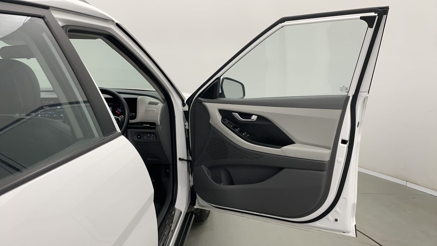 Used 2025 Hyundai Creta 1.5 MPi Petrol IVT S(O) Petrol Automatic interior RIGHT FRONT DOOR OPEN VIEW