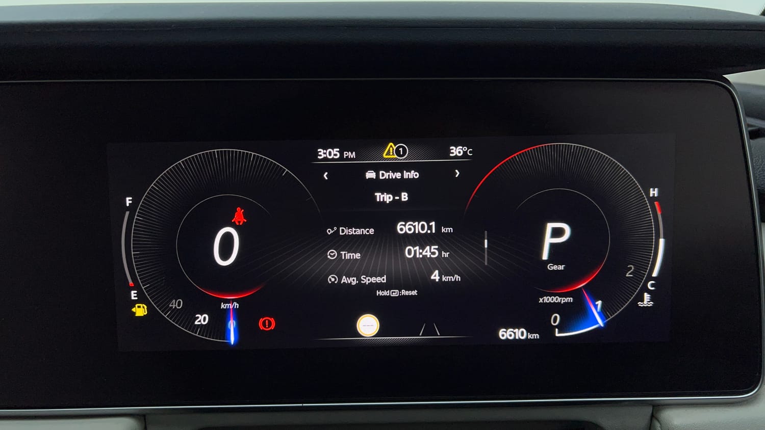 2024 Mahindra XUV700 AX7 Petrol AT 7 STR-15