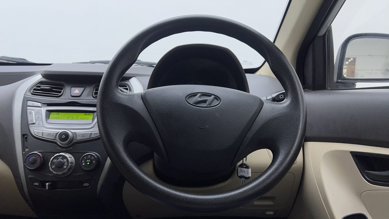 2017 Hyundai Eon Era +-14